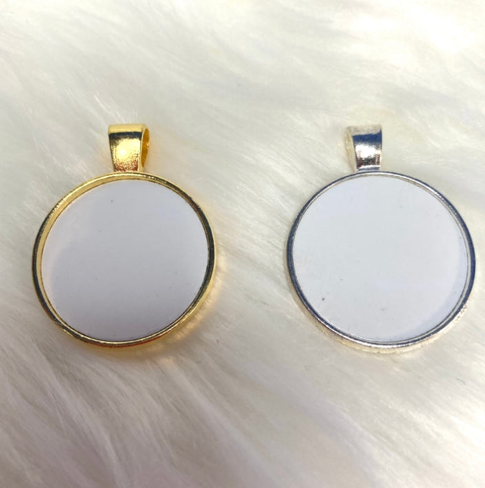 SOLID PENDANT NECKLACE | BLANKS FROM STORY AVE™